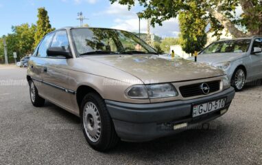 OPEL ASTRA F 1.4 GL